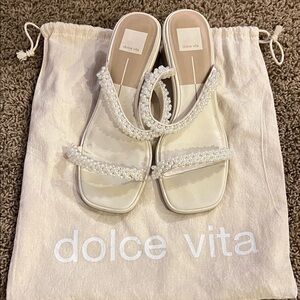 DOLCE VITA RIVER PEARL HEELS - VANILLA PEARL - Size 10